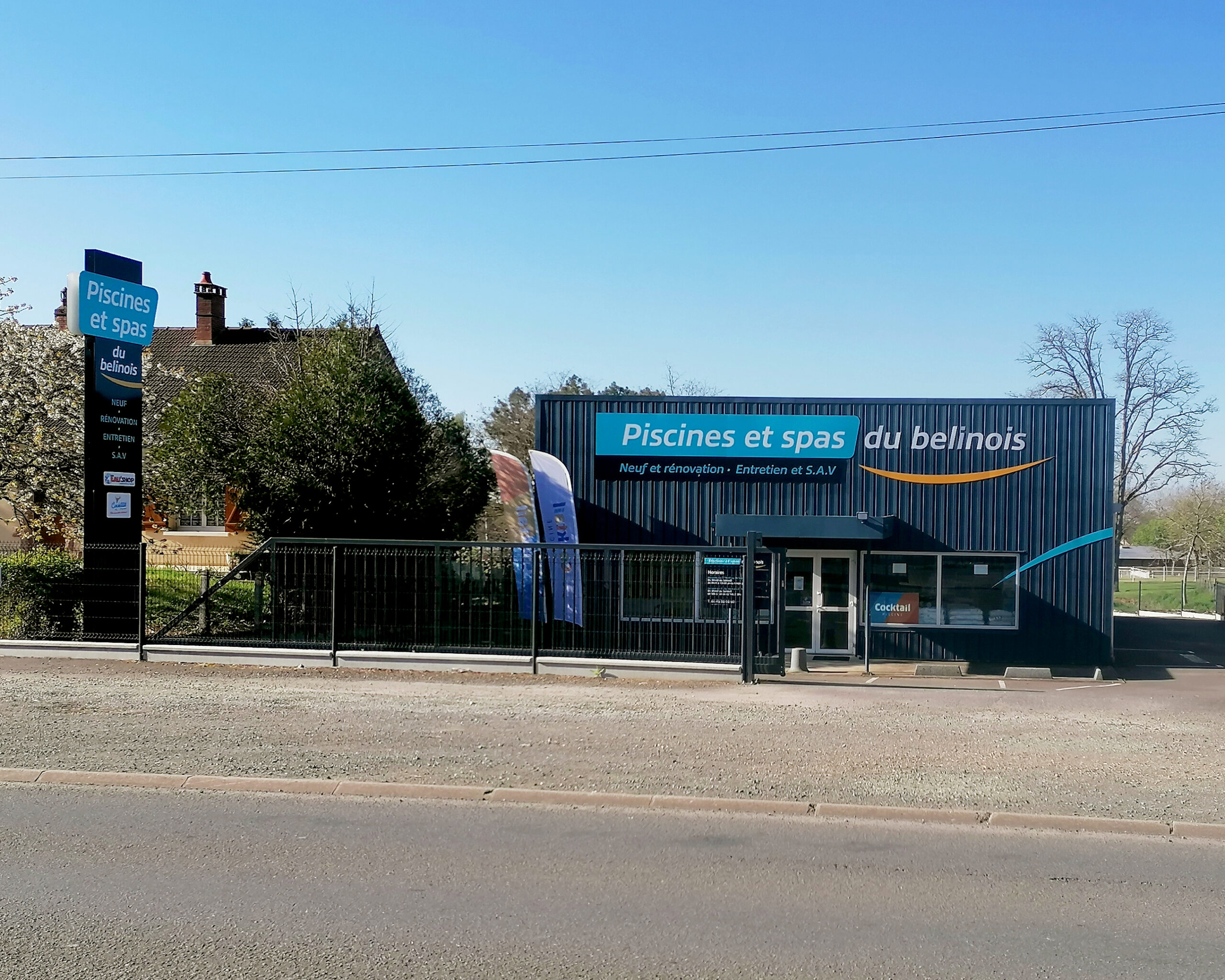 Façade du magasin Piscines et Spas du Bélinois